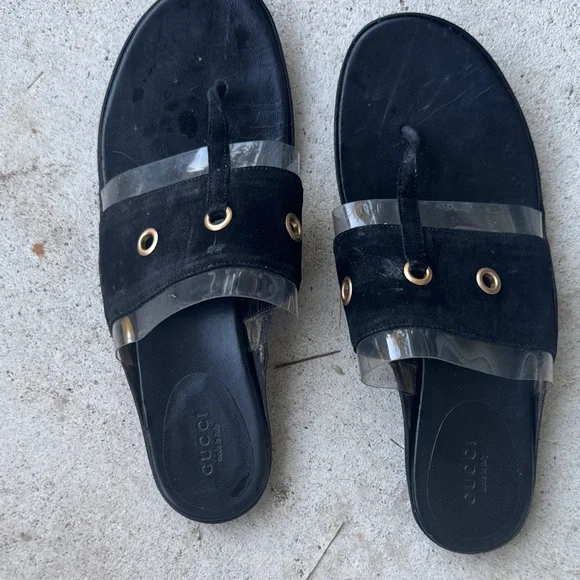 Gucci Black Sandals with Gold Accents - Picture 2 of 12